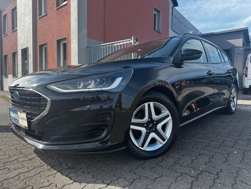 Ford Focus 96.000 km 12.950 € Bedburg 50181