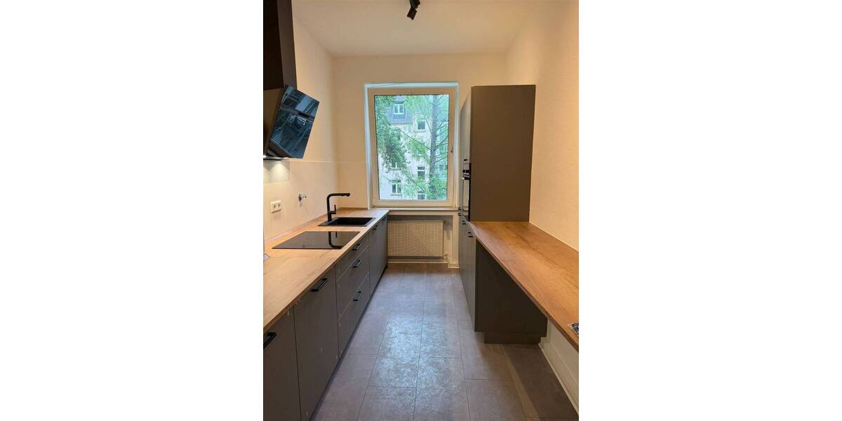 Etagenwohnung Düsseldorf Golzheim - 3 Zimmer, 1.350&euro; | Angebot:26863243