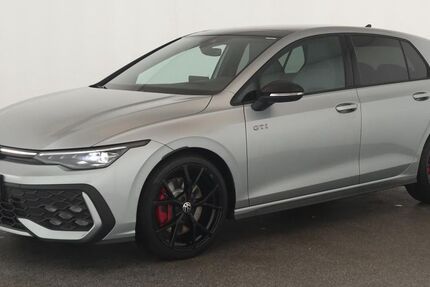 VW Golf 7.900 km 39.484 &euro; Neuss 41464