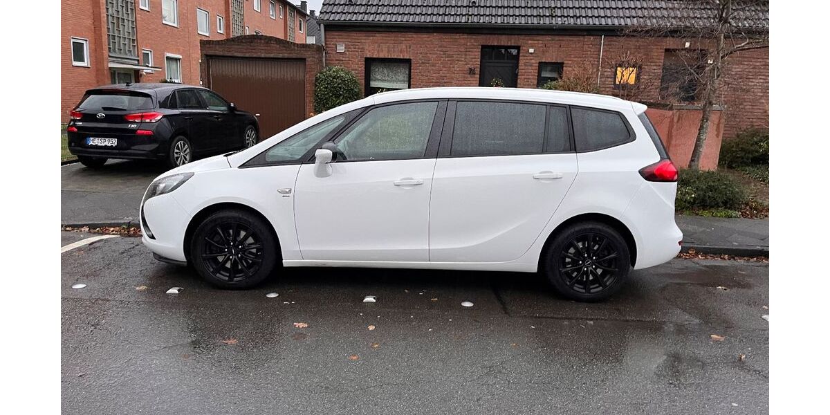 Opel Zafira 93.000 km 10.200 &euro; Hilden 40724
