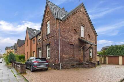 Haus zum Kaufen in Duisburg Hochheide 259.900 € 135.6 m² 5 zimmer