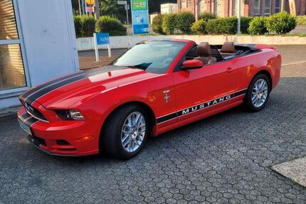Ford Mustang 136.000 km 14.900 &euro; Wuppertal 42111