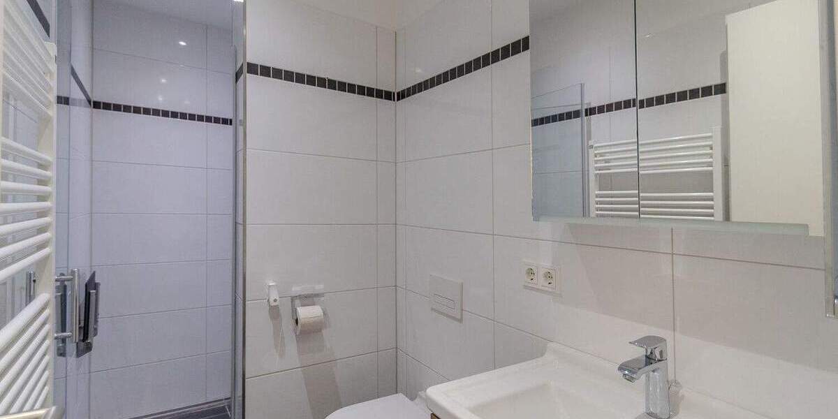 Etagenwohnung Neuss Stadionviertel - 4 Zimmer, 145 m&sup2;, 689.000&euro; | Angebot:25108551