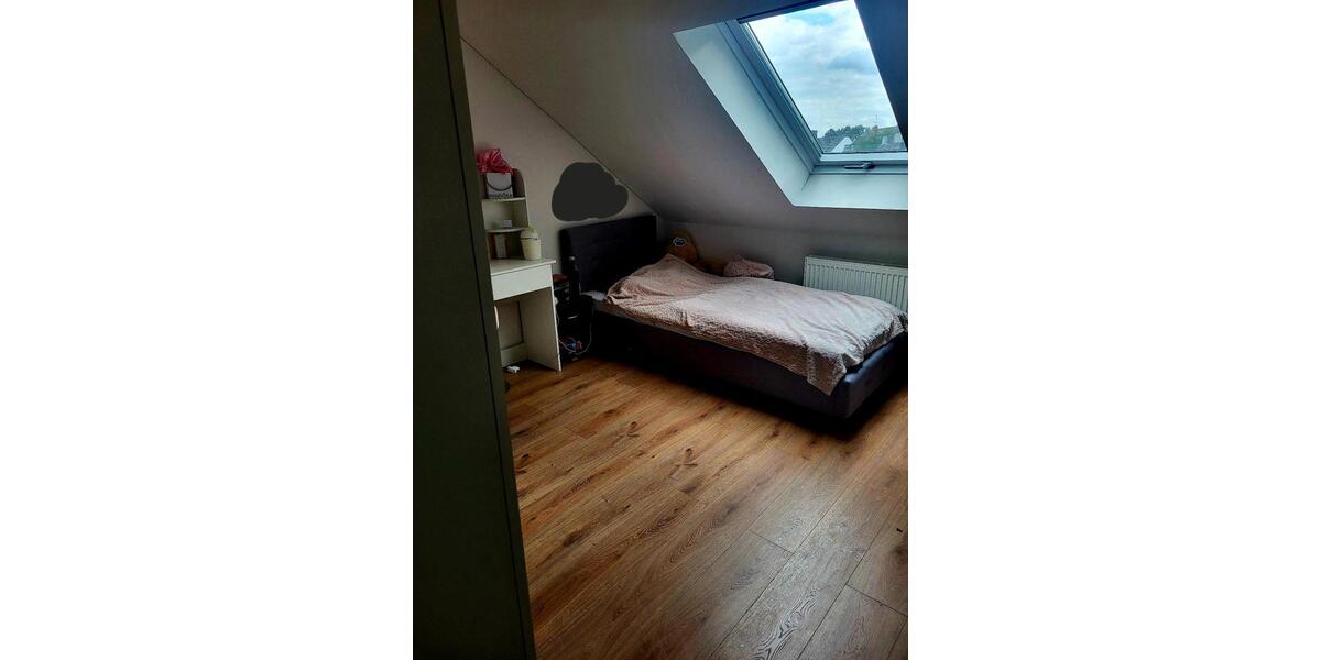 Doppelhaushälfte Mönchengladbach Süd - 6 Zimmer, 170 m&sup2;, 300.000&euro; | Angebot:27096809