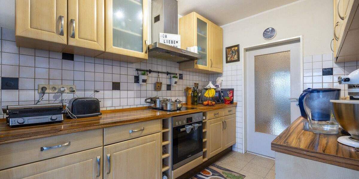 Familienfreundliche 4-Zimmer-Wohnung mit Balkon in Meerbusch-Büderich 4 zimmer