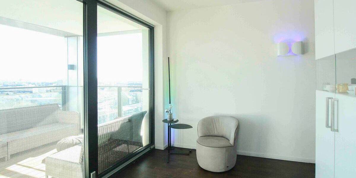 Etagenwohnung Düsseldorf Pempelfort - 2 Zimmer, 90 m&sup2;, 645.000&euro; | Angebot:26359394