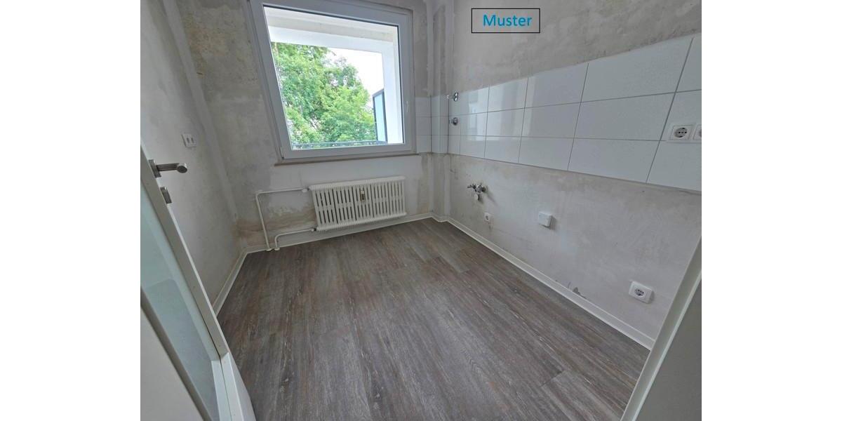 Mittendrin! Großzügige 4-Zimmer-Wohnung mit neuem Bad zimmer