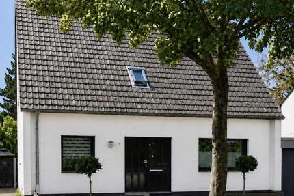 Haus Oberhausen Rothebusch - 7 Zimmer, 173 m&sup2;, 419.000&euro; | Angebot:27306336