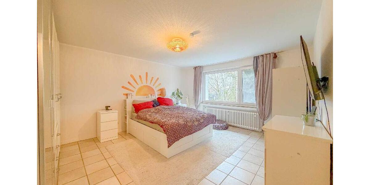 Ratingen-Ost: Großzügige 3-Zimmer-Wohnung mit Balkon und Stellplatz 3 zimmer