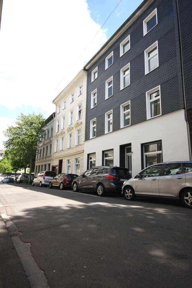 Wohnung zum Mieten in Wuppertal 399 € 33.5 m²