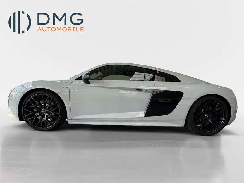 R8