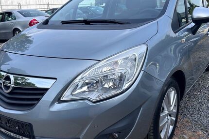 Opel Meriva 81.700 km 4.999 &euro; Kaarst 41564