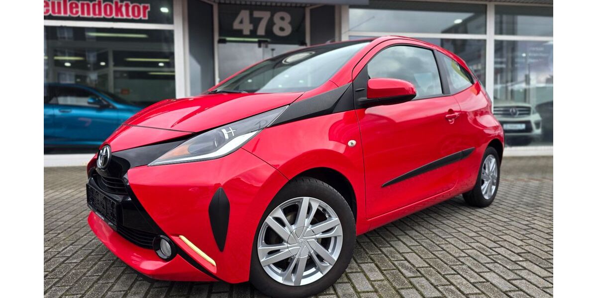 Toyota Aygo (X) 105.912 km 4.990 &euro; Moers 47443