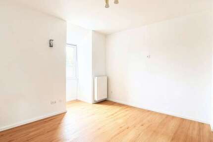 Wohnung Wuppertal Gemarkung Langerfeld - 4 Zimmer, 78 m&sup2;, 900&euro; | Angebot:27148178