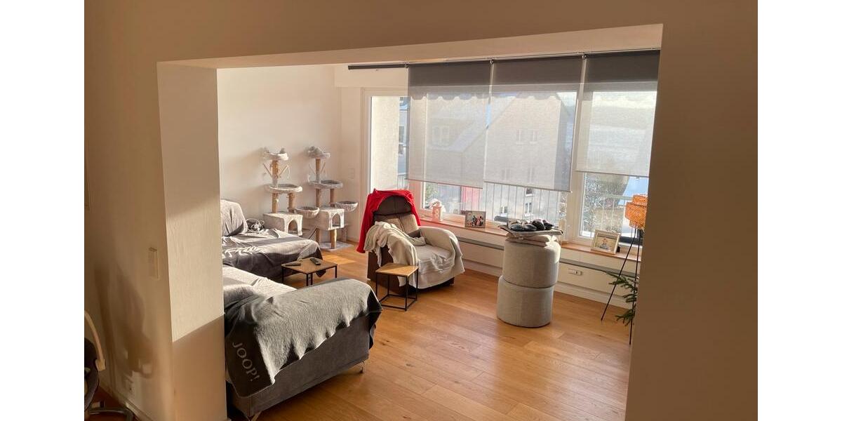 Etagenwohnung Velbert Pöthen - 3.5 Zimmer, 96 m&sup2;, 363.636&euro; | Angebot:25745994