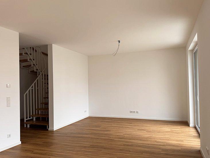 Reihenhaus Düsseldorf Flingern Süd - 4 Zimmer, 101 m&sup2;, 2.100&euro; | Angebot:26195897