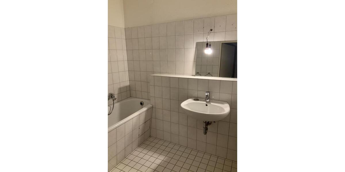 Etagenwohnung Düsseldorf Stadtbezirk 10 - 2 Zimmer, 61 m&sup2;, 609&euro; | Angebot:25754022