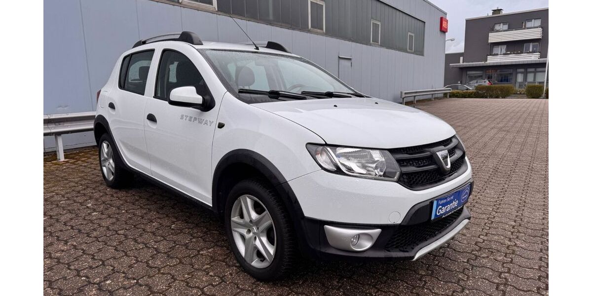 Dacia Sandero 125.000 km 5.990 &euro; Moers 47441