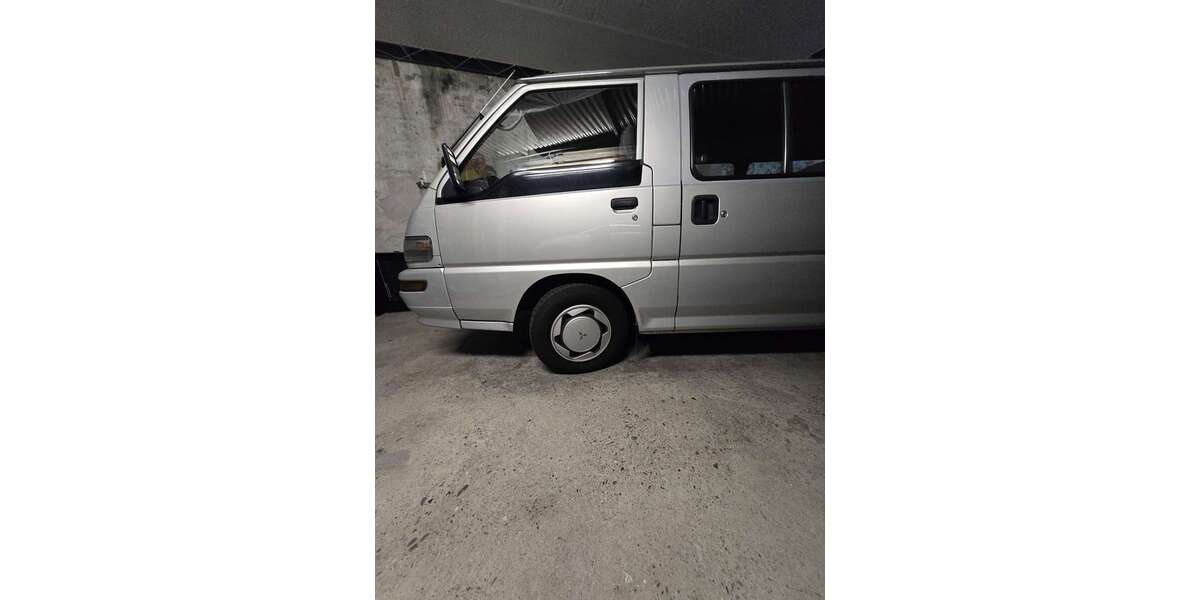 Mitsubishi L300 203.000 km 9.500 &euro; Krefeld 47803