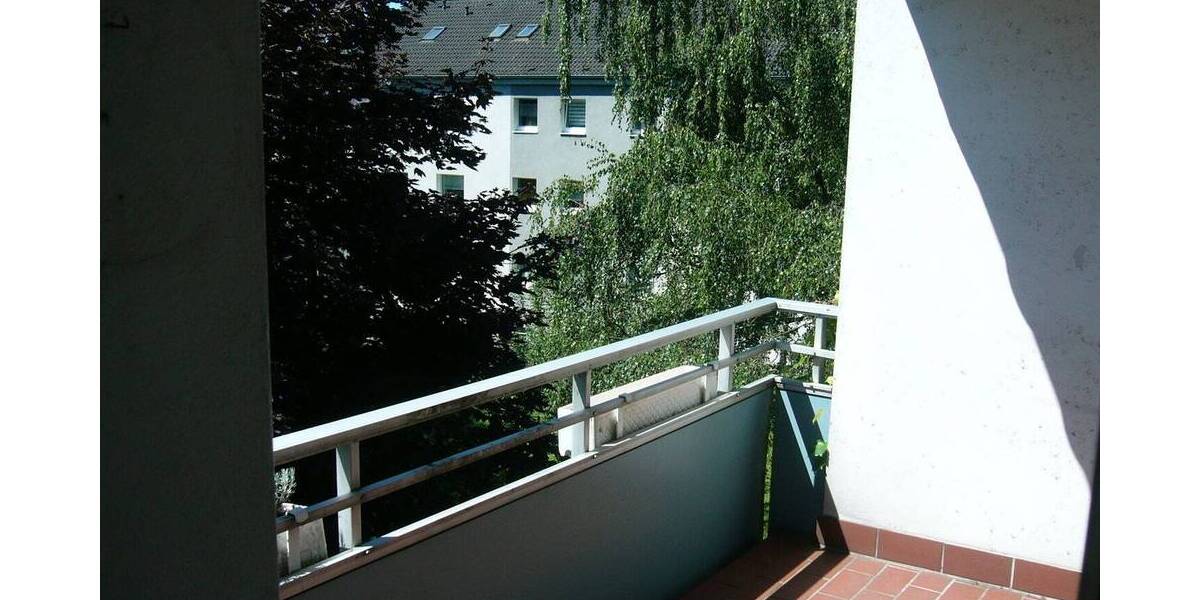 Lichtdurchflutete 3-Zimmer-Wohnung mit Südbalkon 3 zimmer