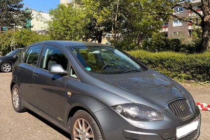 Seat Altea 132.000 km 4.500 &euro; düsseldorf 40470