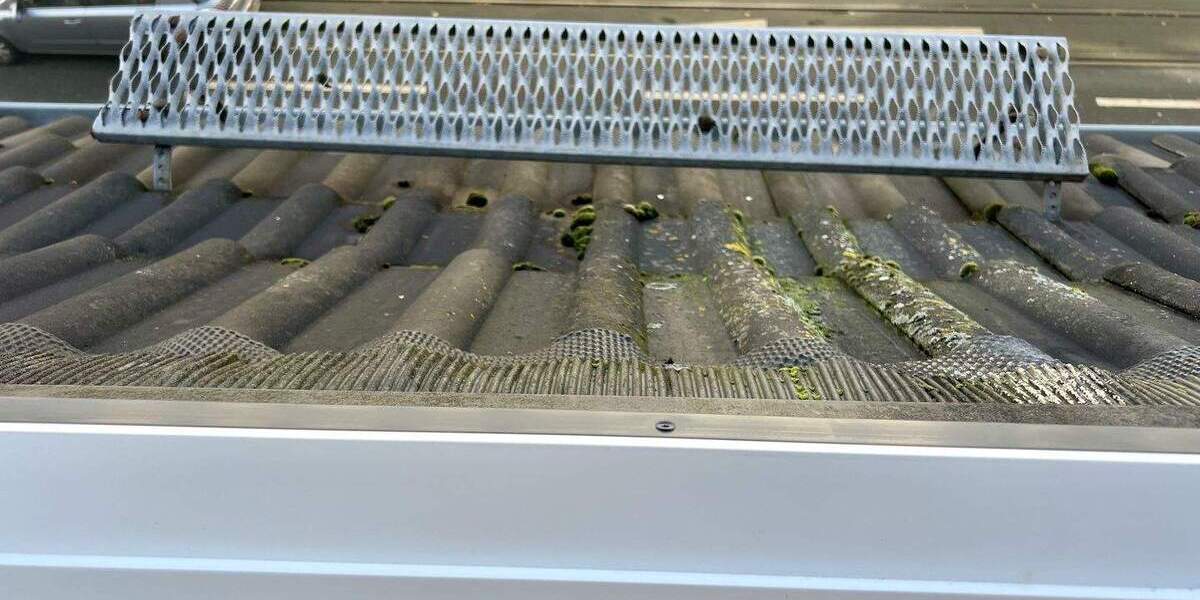 *Krefeld: Charmantes und gepflegtes Stadthaus für die große Familie inkl. kleinem Lagerraum Top* 5 zimmer