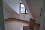 Dachgeschoßwohnung Krefeld Cracau - 2 Zimmer, 35 m&sup2;, 390&euro; | Angebot:25714504