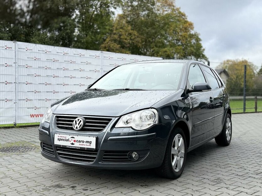 VW Polo United / Klima / PDC / Wenig KM. 49.000 km 6.900 € Mönchengladbach 41066