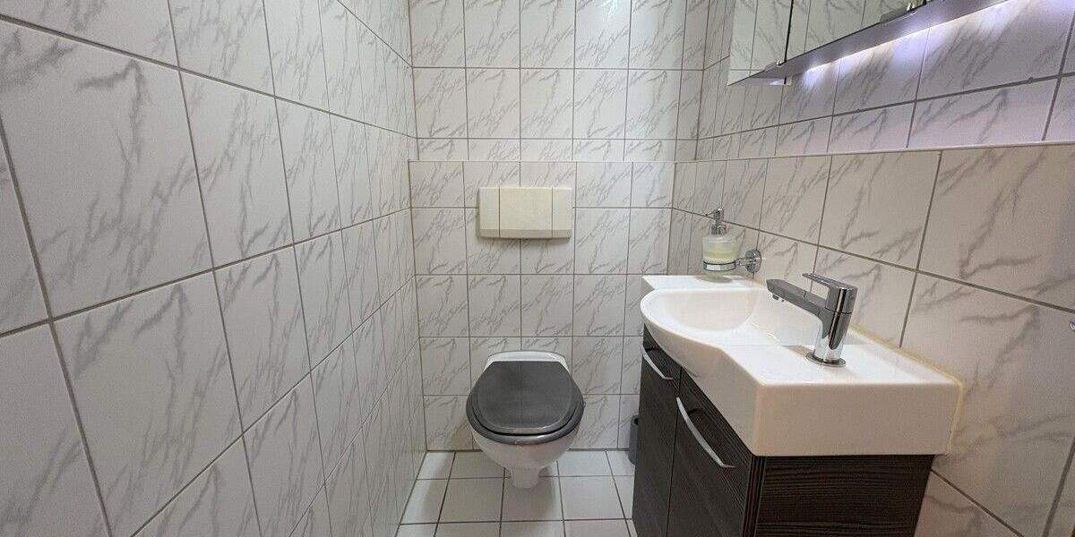 Etagenwohnung Meerbusch Büderich - 2 Zimmer, 83 m&sup2;, 960&euro; | Angebot:25708250