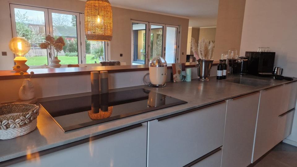 Etagenwohnung Krefeld Benrad - 4 Zimmer, 150 m&sup2;, 950&euro; | Angebot:25294041