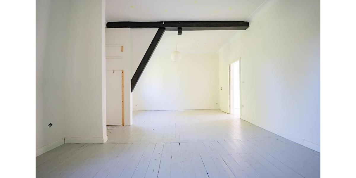 Altbauvilla zur MieteNachmieter - Zeitmietvertrag 30.06.27 5 zimmer