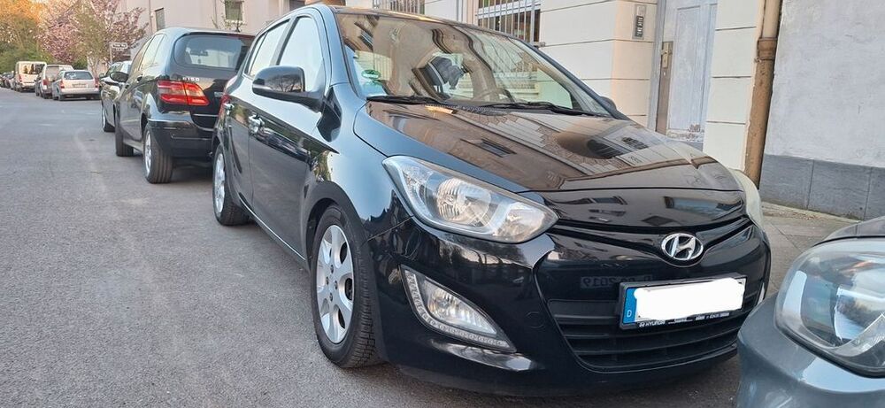 i20