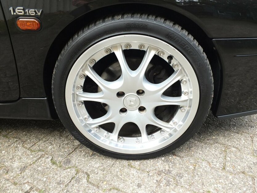 Renault Megane 1.6 16V PRIVILEGE 1.HAND LEDER KLIMAANLAGE 119.545 km 3.704 € Köln 50858