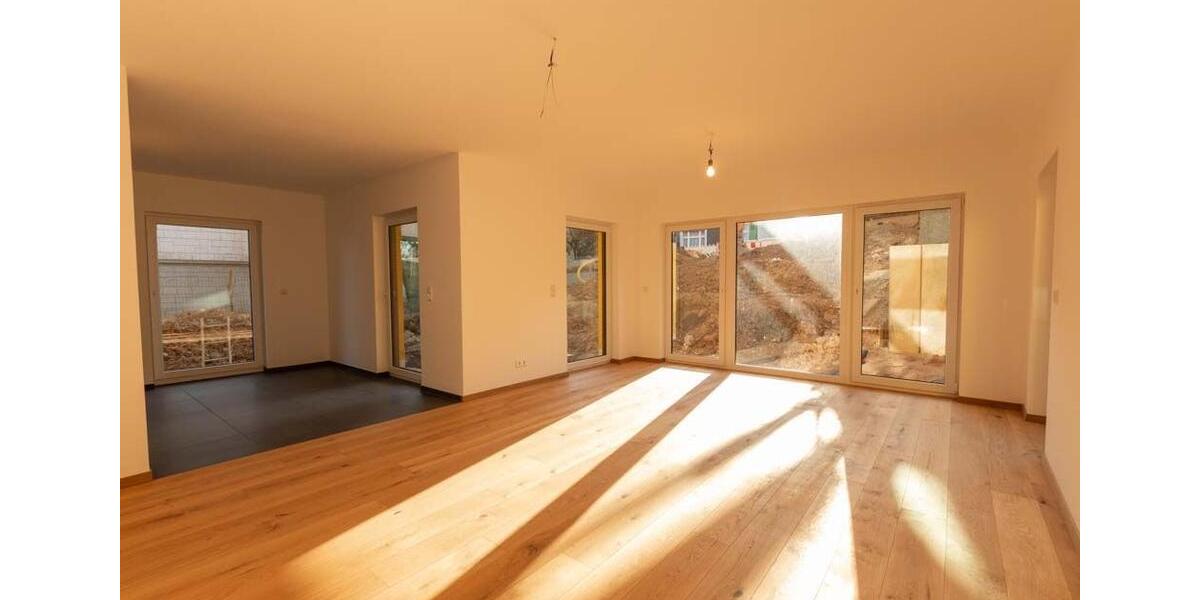 Erdgeschoßwohnung Wuppertal Gemarkung Ronsdorf - 2 Zimmer, 77 m&sup2;, 980&euro; | Angebot:24678622