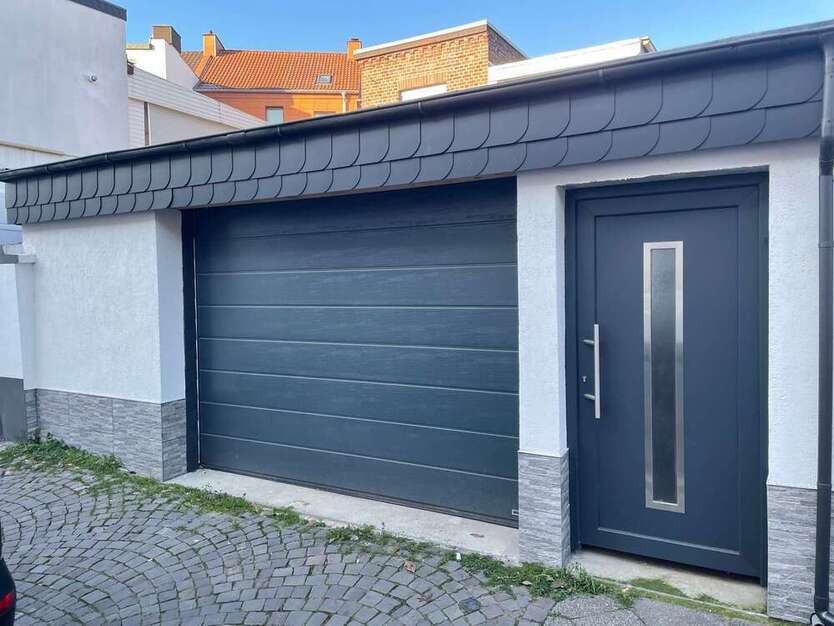 Haus zum Kaufen in Mönchengladbach 270.000 € 176 m²