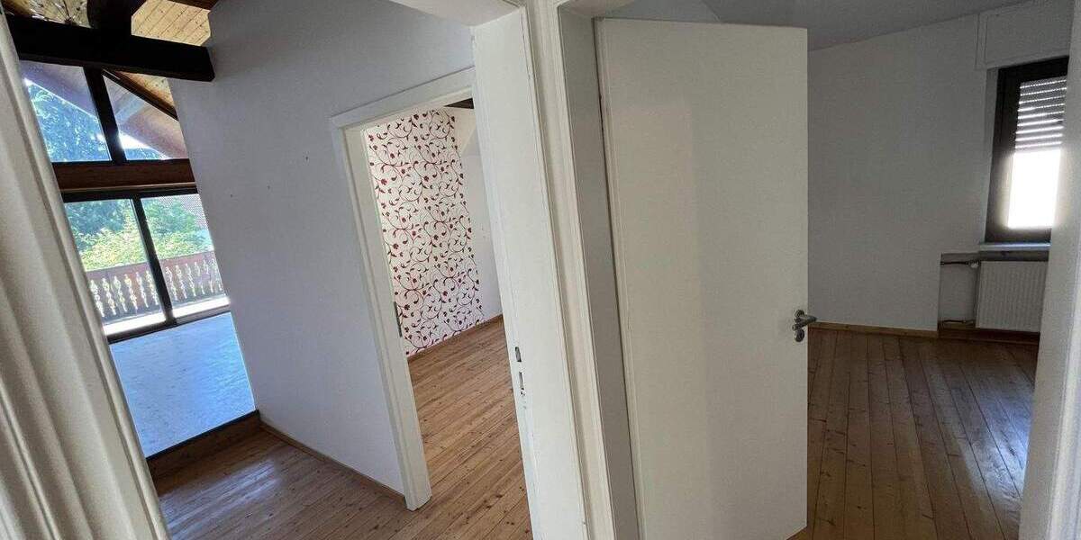 Altbaucharme mit viel Platz in toller Lage 6 zimmer