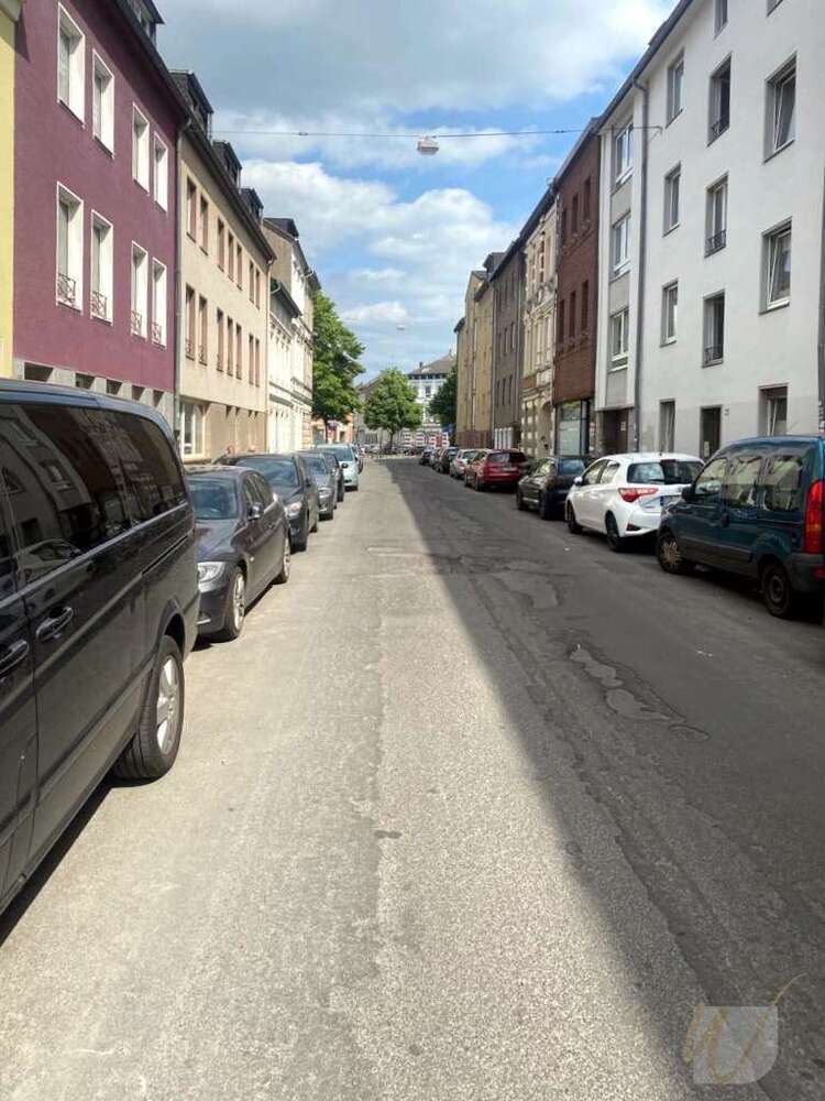 Wohnung zum Kaufen in Krefeld 169.000 € 80 m²