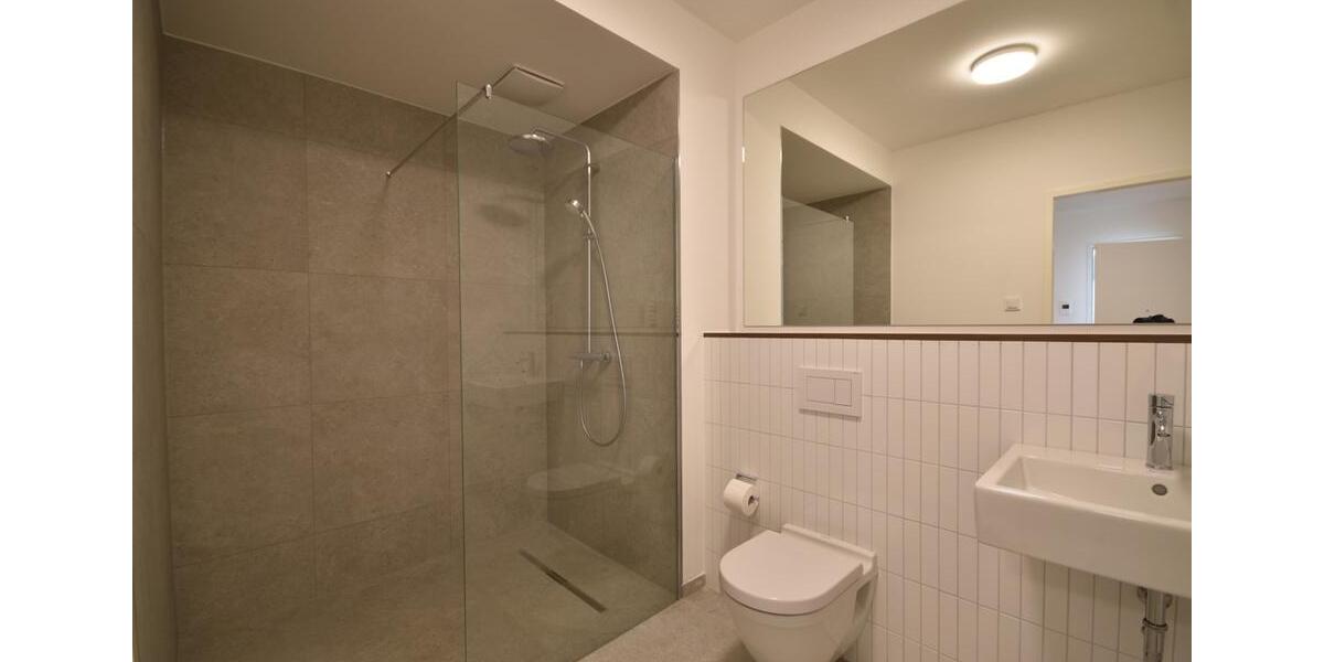 Etagenwohnung Düsseldorf Stadtbezirk 5 - 5 Zimmer, 141 m&sup2;, 2.820&euro; | Angebot:25715715