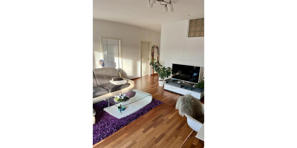 Dachgeschoßwohnung Düsseldorf Stadtbezirk 8 - 2 Zimmer, 56 m&sup2;, 1.300&euro; | Angebot:25392994