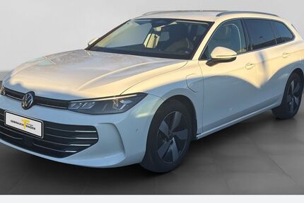 VW Passat Variant 27.365 km 35.930 &euro; Duisburg 47059