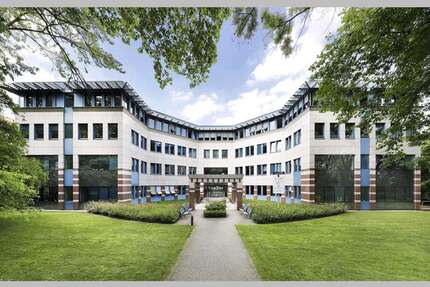 Büro in Essen 4.571,50 € 446 m²