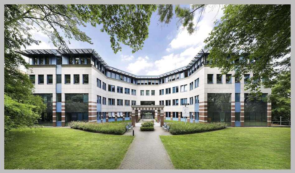 Büro in Essen 4.571,50 € 446 m²
