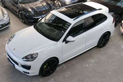 Porsche Cayenne 146.546 km 31.490 &euro; Düsseldorf 40237