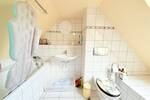 4-Zimmer-MaisonetteWohnung über zwei Ebenen, mit Balkon und Seeblick in ruhiger Wohnlage.