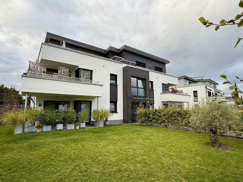 GARTENWohnung IN REUSRATH!!!