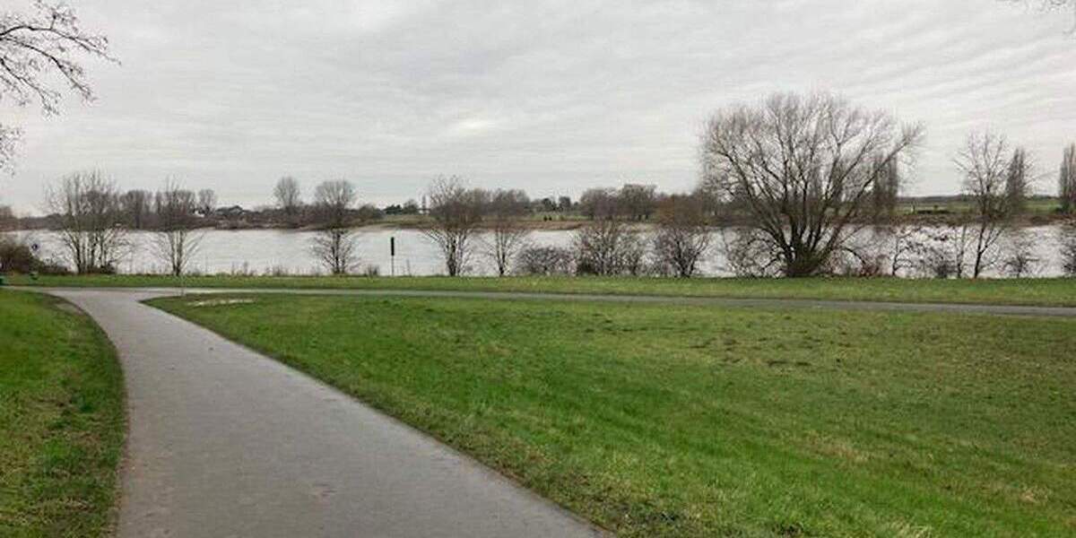 3-Zi. Wohnung in Düsseldorf-Kaiserswerth mit TG Platz zur Eigennutzung oder Vermietung 3 zimmer