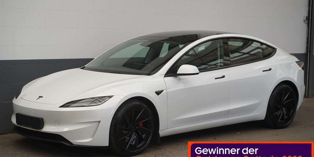 Tesla Model 3 11.068 km 49.999 &euro; Mönchengladbach 41236