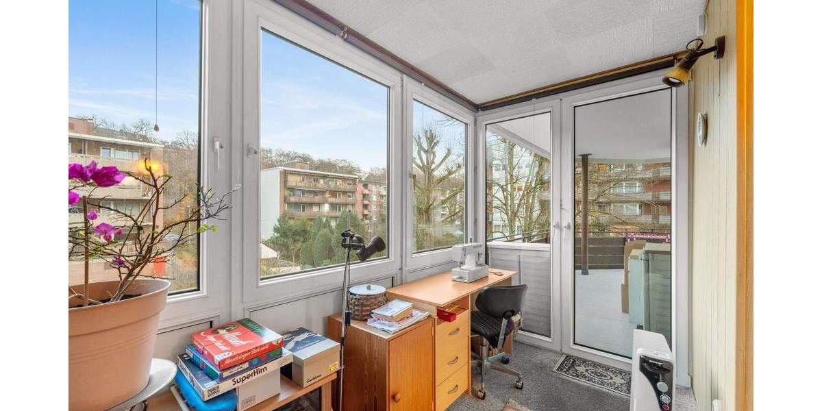 Etagenwohnung Düsseldorf Gerresheim - 4 Zimmer, 98 m&sup2;, 360.000&euro; | Angebot:24270441