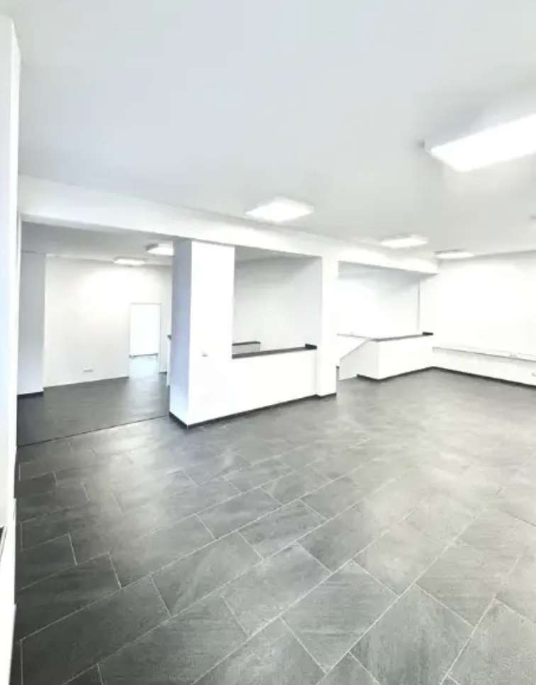 Büro in Duisburg 1.800 € 168 m²