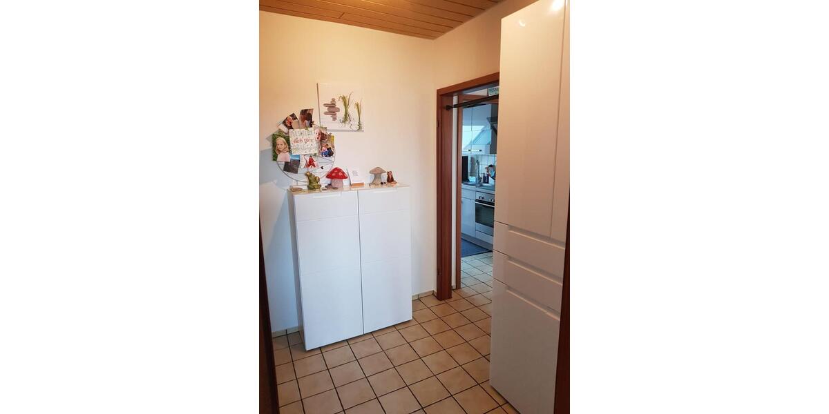 Dachgeschoßwohnung Solingen Burg - 3 Zimmer, 75 m&sup2;, 650&euro; | Angebot:25640163